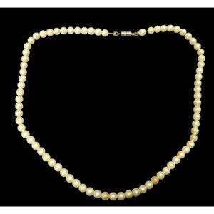 Vintage Faux Shimmer Pearl Beaded Necklace
